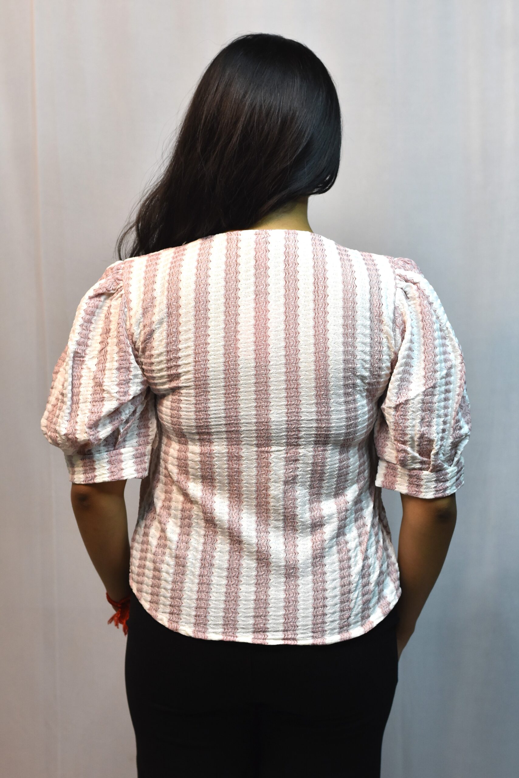 vertical stripe puff sleeve blouse