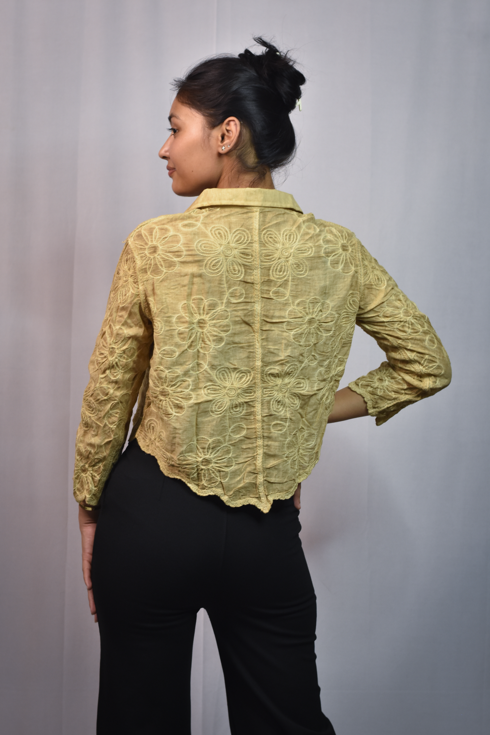floral embroidered button down shirt (free size)