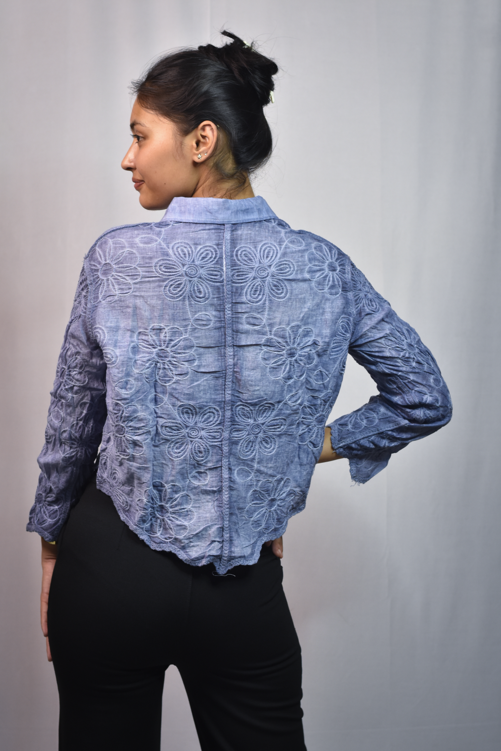 floral embroidered button down shirt (free size)