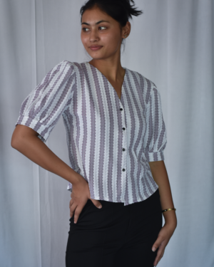 vertical stripe puff sleeve blouse